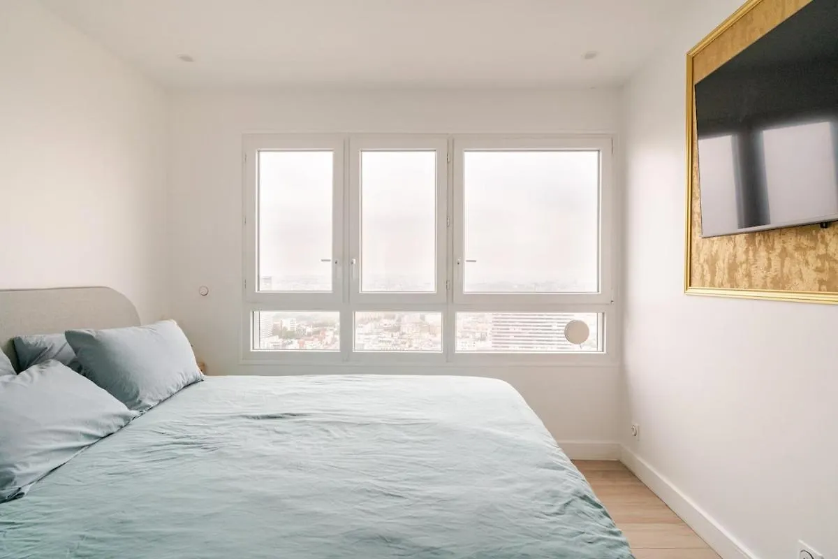 Nice Apartment With Amazing View Of Paris Plus Parking Frankreich