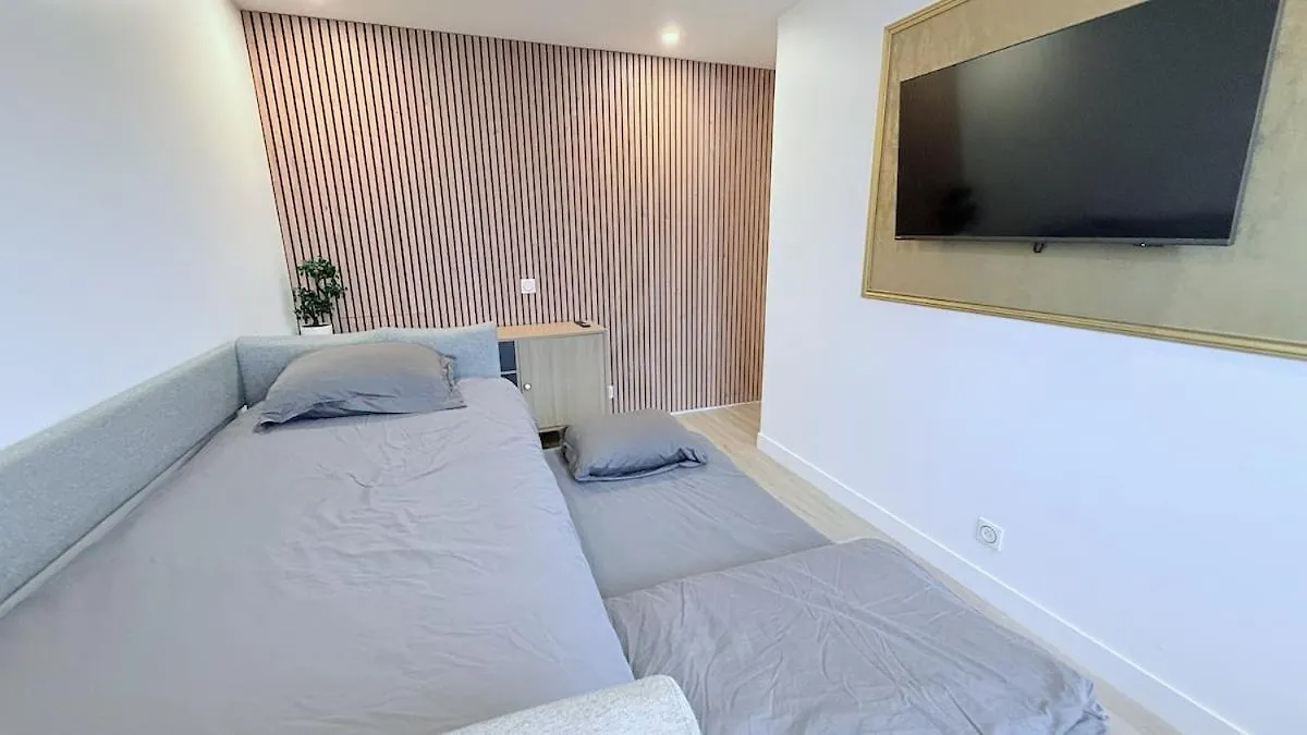 Nice Apartment With Amazing View Of Paris Plus Parking France